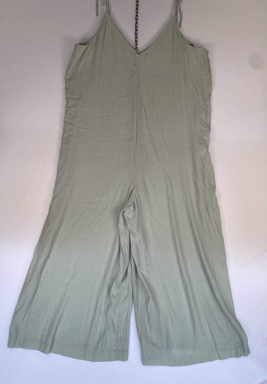 H&M Jumpsuit Womens XXL Green Sleeveless V Neck Wide Leg Lyocell Casual Summer